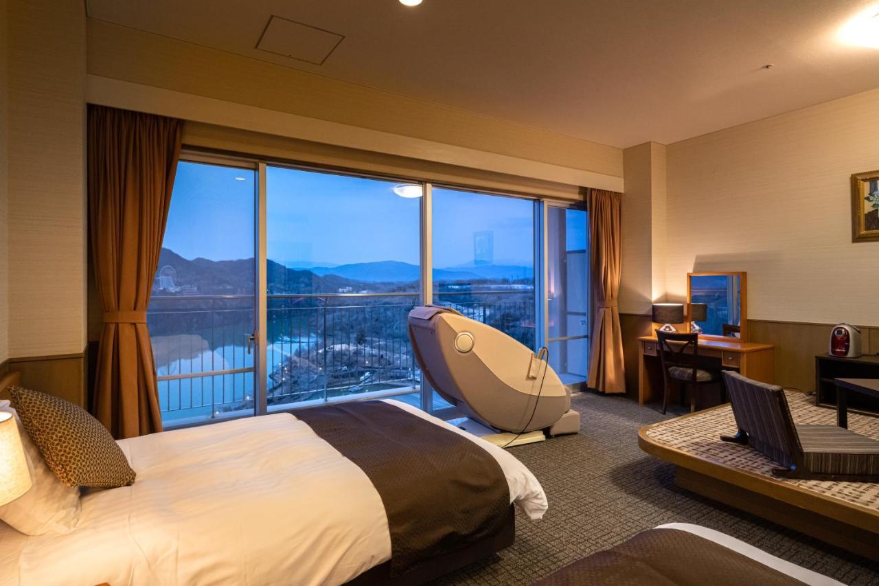 Enakyo Onsen Hotel Yuzuriha Экстерьер фото