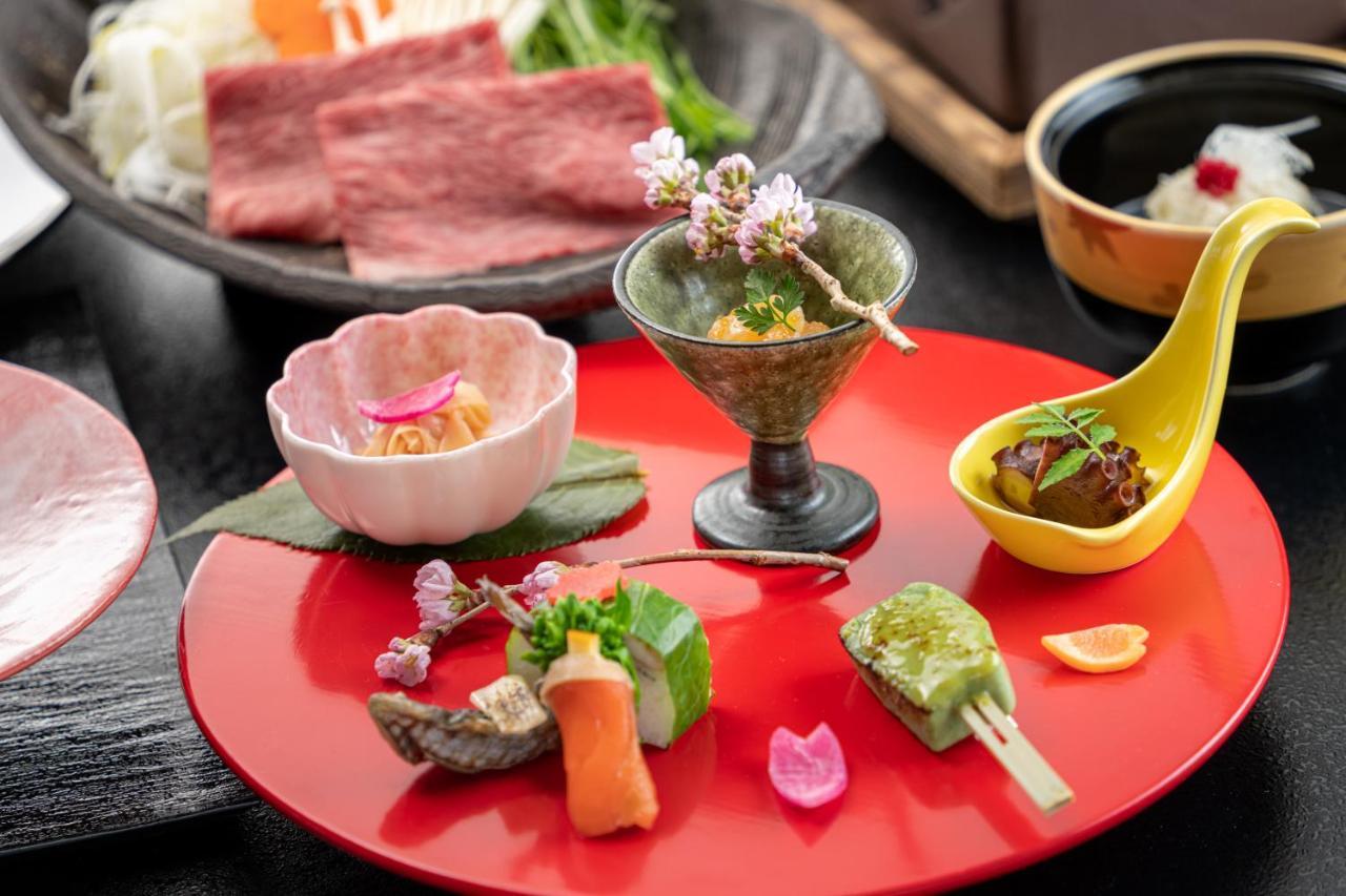 Enakyo Onsen Hotel Yuzuriha Экстерьер фото