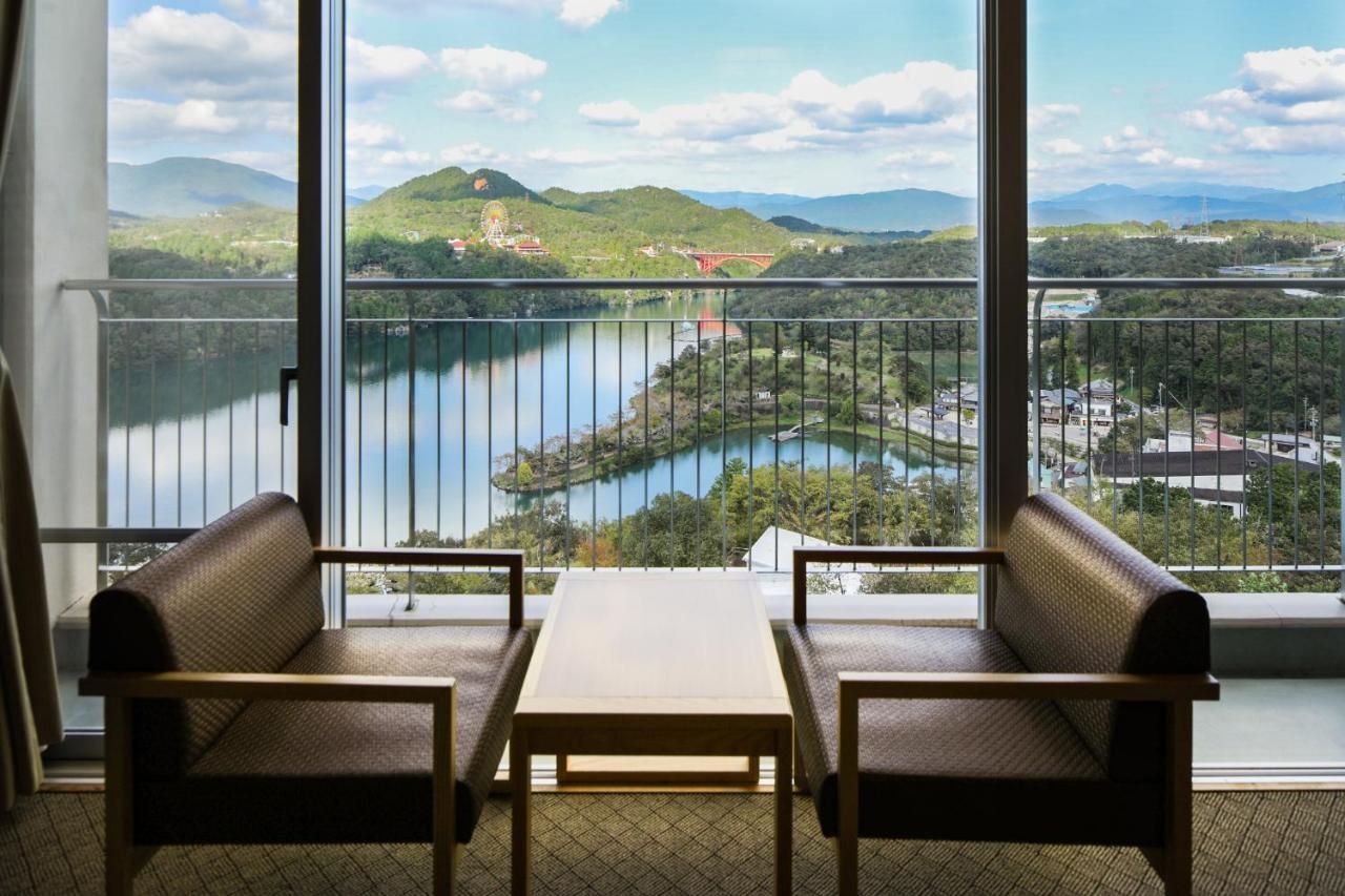 Enakyo Onsen Hotel Yuzuriha Экстерьер фото