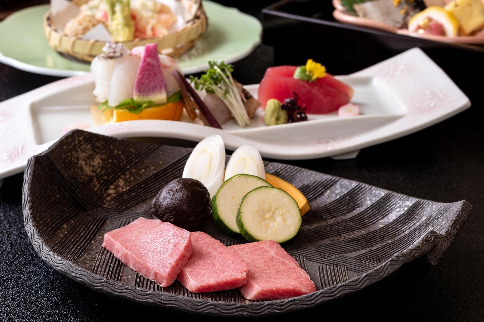 Enakyo Onsen Hotel Yuzuriha Экстерьер фото